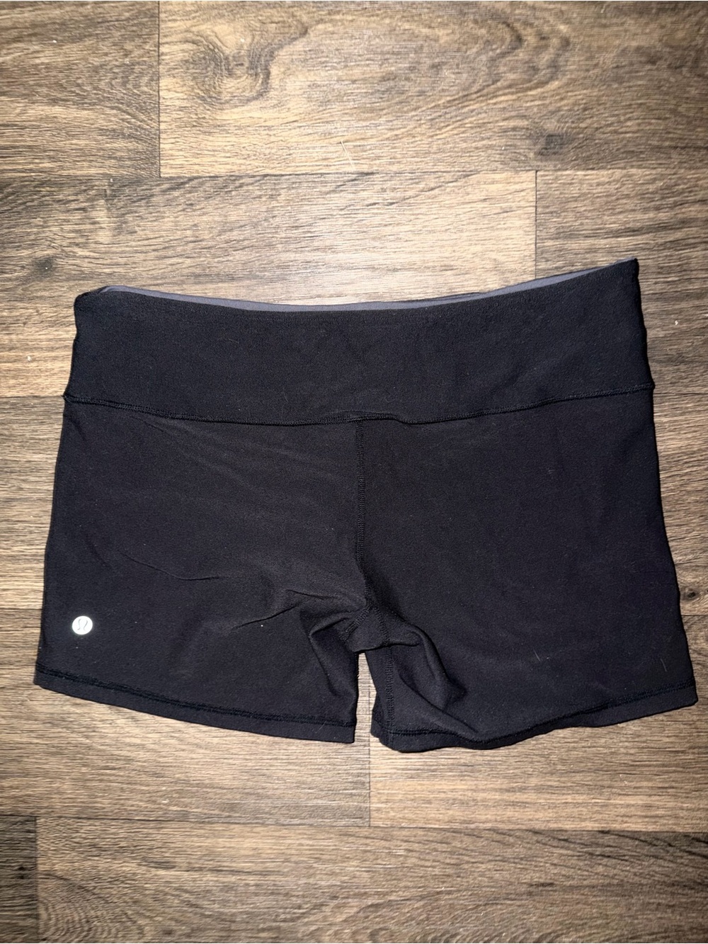 Lululemon Reversible Black, Pink & Gray Waistband Athletic Womens Shorts Size 12